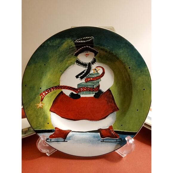 Breaking the Ice -- Jennefir Garant for Sakura - Picture 2 of 6